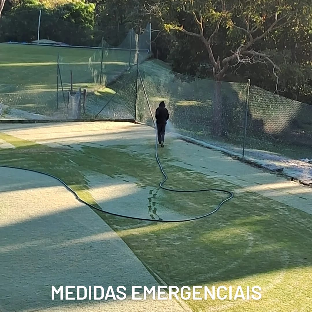 Bastidores congelados na LEBA tênis na quadra !